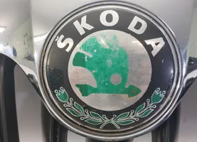 Skoda Octavia Mk2 (1Z) Grille de calandre avant 1Z0853651C