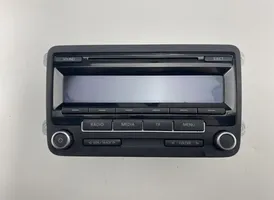 Volkswagen Jetta VI Panel / Radioodtwarzacz CD/DVD/GPS 1K0035186AN