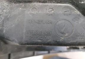 Opel Vivaro Support de radiateur sur cadre face avant 8200411916