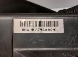 BMW 1 E81 E87 Ilmansuodattimen kotelo 13717523628-09
