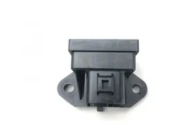 Ford Focus Polttoainepumpun rele AU5A9D370FC