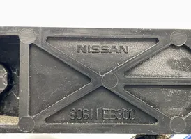 Nissan Qashqai Poignée extérieure avant 80611EB300