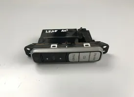 Nissan Leaf I (ZE0) Autres commutateurs / boutons / leviers 3ND1A210484