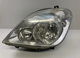 Mercedes-Benz Sprinter W906 Lampa przednia A9068200161