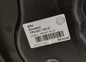 Volkswagen Touareg II Alzacristalli elettrico della portiera anteriore 7P6837755C