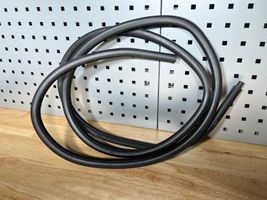 BMW 3 E46 Rear door rubber seal (on body) 8194683