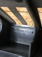 BMW X6 E71 Muu vararenkaan verhoilun elementti 51476981052