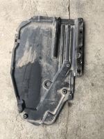 BMW X5 E70 Apakšas aizsargs šasijas aizmugurējā daļā 51757158406