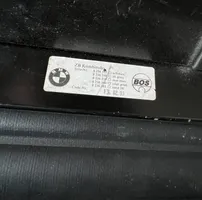 BMW 5 E39 Copertura ripiano portaoggetti 8236357