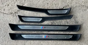 BMW 3 E90 E91 Комплект обшивки порога (внутренний) 7907152