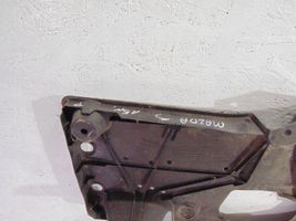 Mazda 3 II Moottorin alustan välipohjan roiskesuoja 