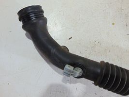 Renault Kangoo II Tube d'admission de tuyau de refroidisseur intermédiaire H77104077