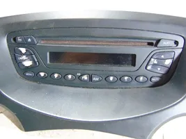 Ford Ka Panel / Radioodtwarzacz CD/DVD/GPS 7354765220