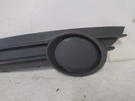 Opel Corsa D Apdailinė priekinio bamperio juosta 13211480