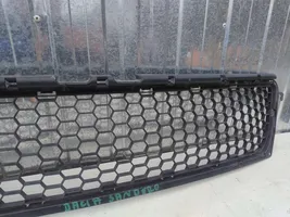 Dacia Sandero Front grill 8200735103