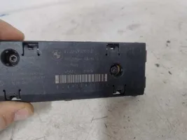 BMW 1 E81 E87 Aerial antenna amplifier 6958900