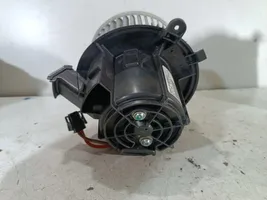 Mercedes-Benz E W212 Ventola riscaldamento/ventilatore abitacolo V2419002