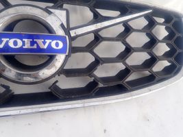 Volvo XC70 Maskownica / Grill / Atrapa górna chłodnicy 