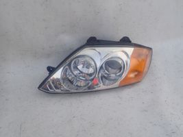 Hyundai Tiburon Lampa przednia 