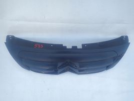 Citroen C1 Grotelės viršutinės 9680094177