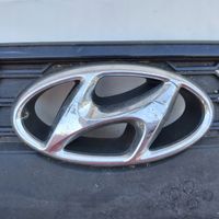 Hyundai ix20 Etupuskurin ylempi jäähdytinsäleikkö 