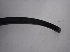 Volkswagen Touareg II Rivestimento passaruota anteriore 7P6853718C