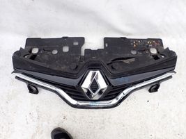 Renault Captur Maskownica / Grill / Atrapa górna chłodnicy 