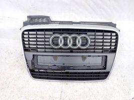 Audi A4 S4 B7 8E 8H Griglia superiore del radiatore paraurti anteriore 71N17906A