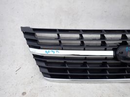 Toyota Hiace (H200) Grille calandre supérieure de pare-chocs avant 5311126380