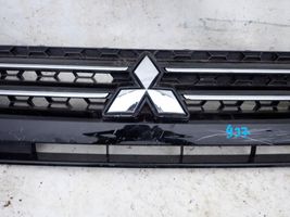 Mitsubishi Space Star Grille calandre supérieure de pare-chocs avant 7450B351