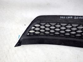 KIA Rio Mascherina inferiore del paraurti anteriore 865221G600