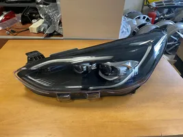 Ford Focus Lampa przednia 