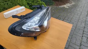 Opel Crossland X Lampa przednia 