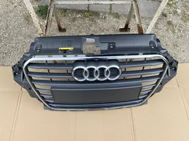 Audi A3 8Y Передняя решётка 8V5853651