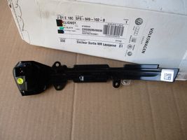 Seat Leon (5F) Поворотный фонарь в зеркале 5F0949102B