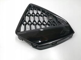 Audi RS6 C8 Grille inférieure de pare-chocs avant 4K8807681D