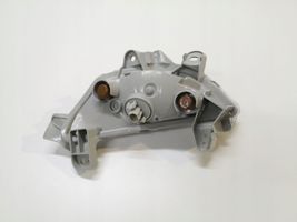 Mazda 3 III Indicatore di direzione anteriore B45A51360