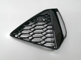 Audi RS6 C8 Grille inférieure de pare-chocs avant 4K8807681D