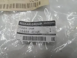 Nissan Qashqai Pokrywa skrzynki bezpieczników 284B84EA0C