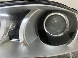 Jaguar XJ X351 Lampa przednia AW9313W030AD