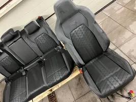 Volkswagen Golf VIII Seat set 