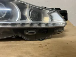 Jaguar XJ X351 Lampa przednia 