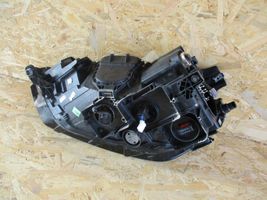 Volkswagen Golf Sportsvan Lampa przednia 517941034B