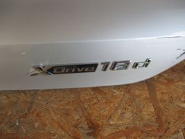 BMW X2 F39 Lava-auton perälauta 72758411