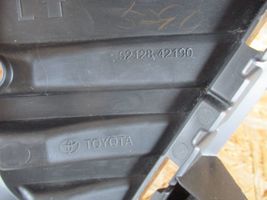 Toyota RAV 4 (XA50) Etupuskurin alempi jäähdytinsäleikkö 5212842190