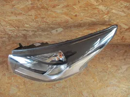 Renault Trafic III (X82) Headlight/headlamp 260605173R