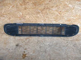 Renault Twingo III Front bumper lower grill 622546033R