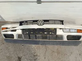 Volkswagen Golf III Zderzak przedni 