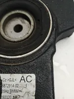 BMW 2 F22 F23 Takatasauspyörästön kannake 6872914