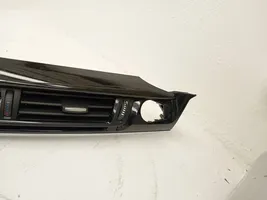 BMW X5 F15 Kojelaudan keskiosan tuuletussuuttimen ritilä 925264810